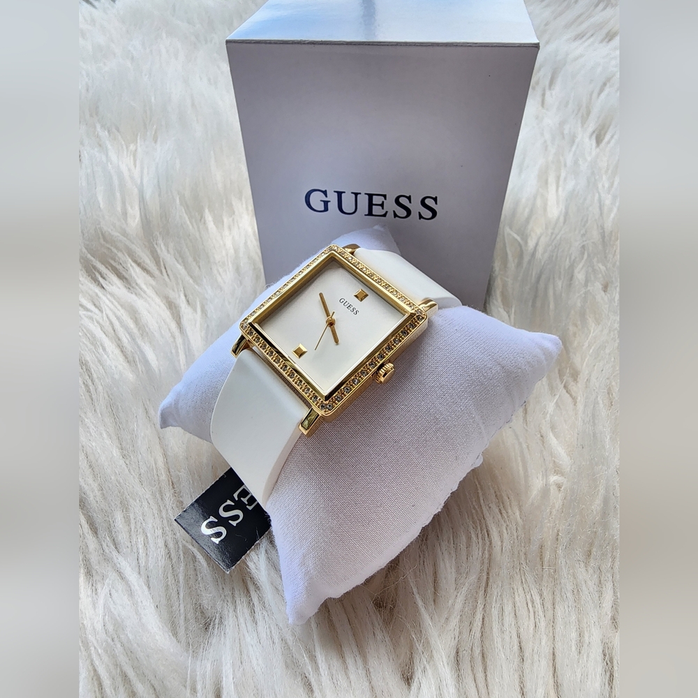 GUESS Gold and White Women's Watch Original Brand New - Picture 4 of 11